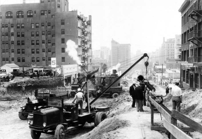 Illustration for article titled L.A.'s 1930s Extension of Wilshire Blvd. Left Urban Scars